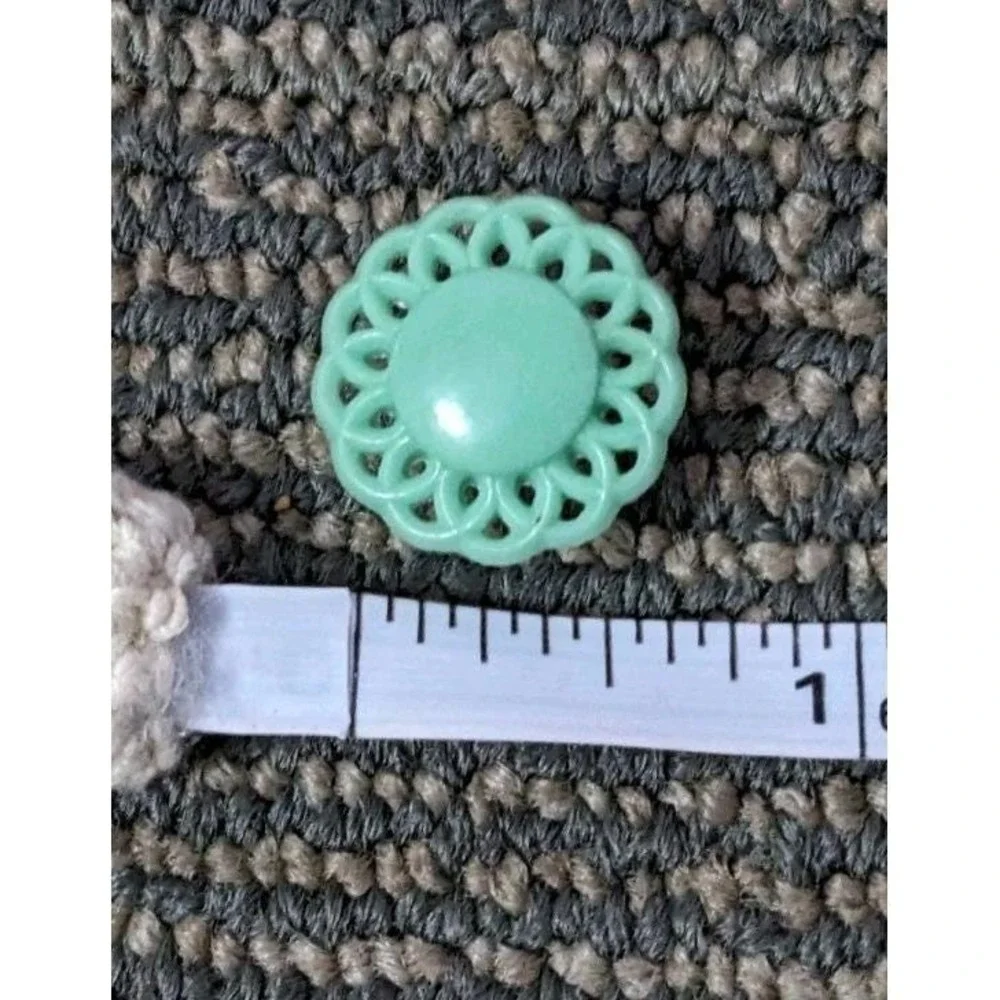 Set Of 12 Vintage Curtain Tie Back Push Pins Hard Plastic Tacks Mint Green